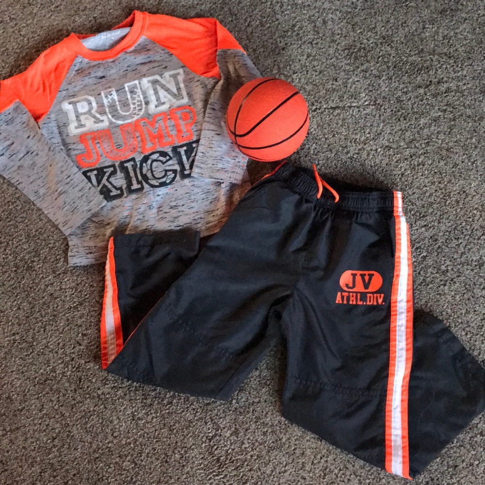 Healthtex 5t Long Sleeve Tee and Track Pants Set